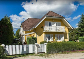 GIZELLA HÁZ, Keszthely
